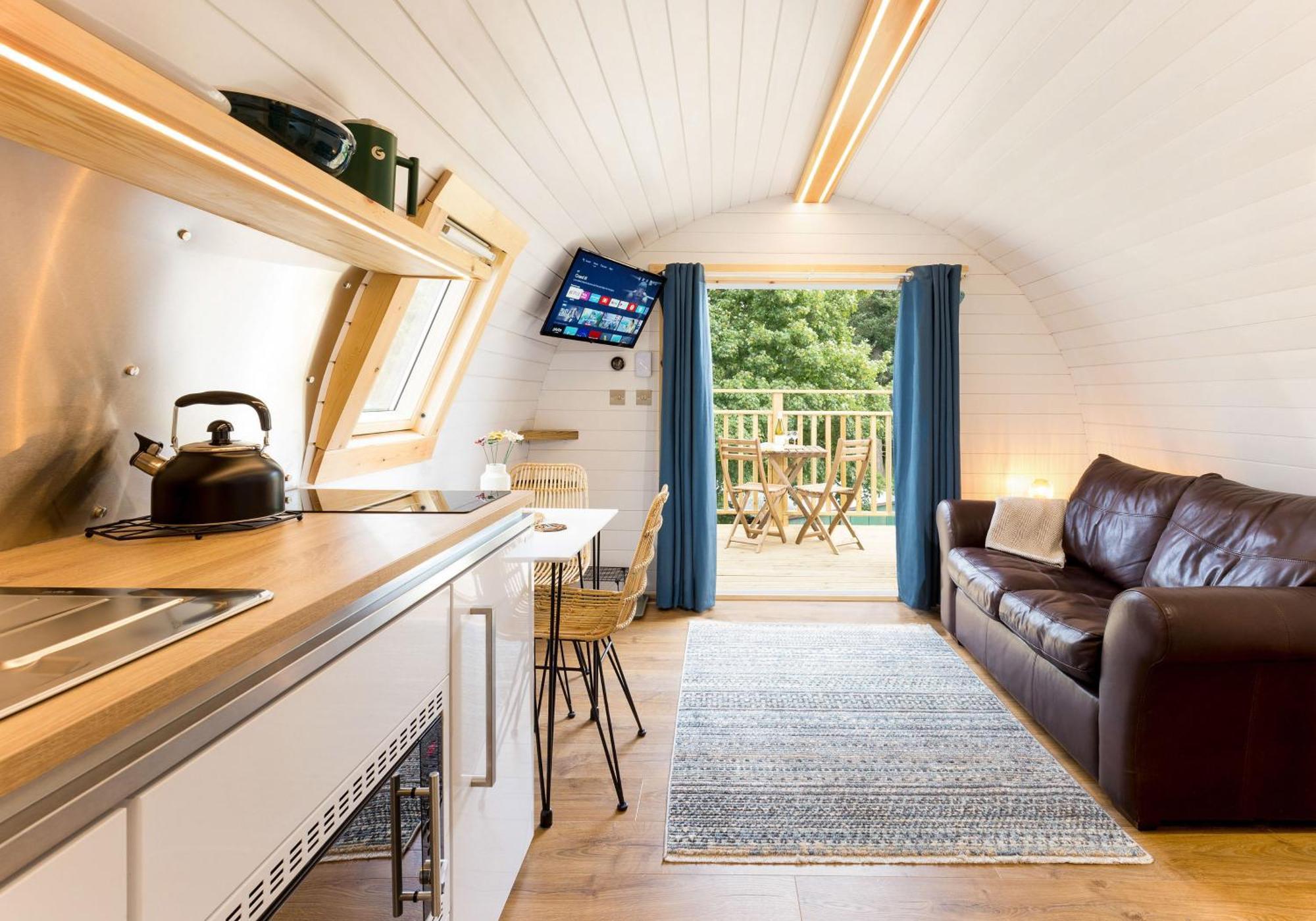 Spectacular Mountain View Ecopod Villa Newtonmore Luaran gambar
